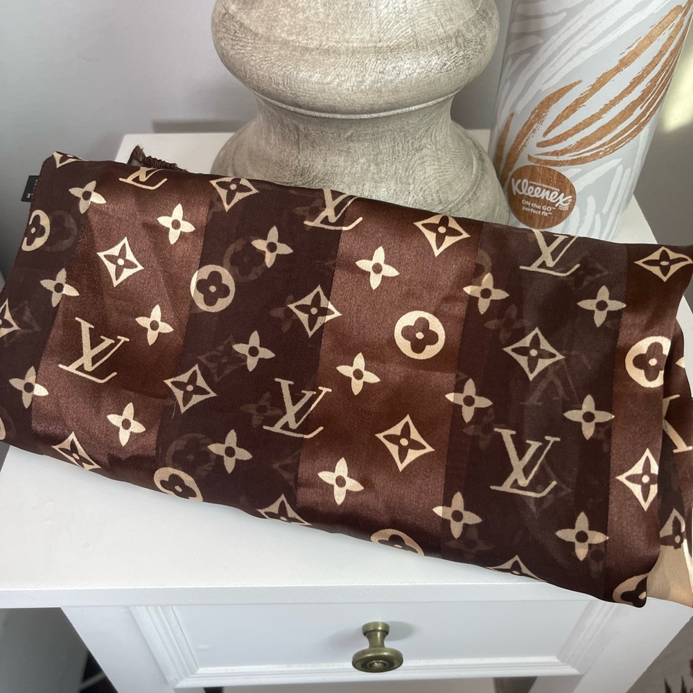 Beautiful scarf/ bandanna